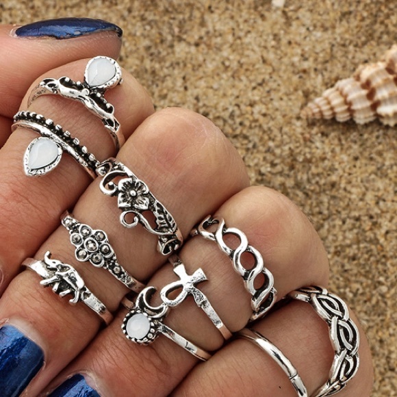 Jewelry - Freedom Midi Rings Set